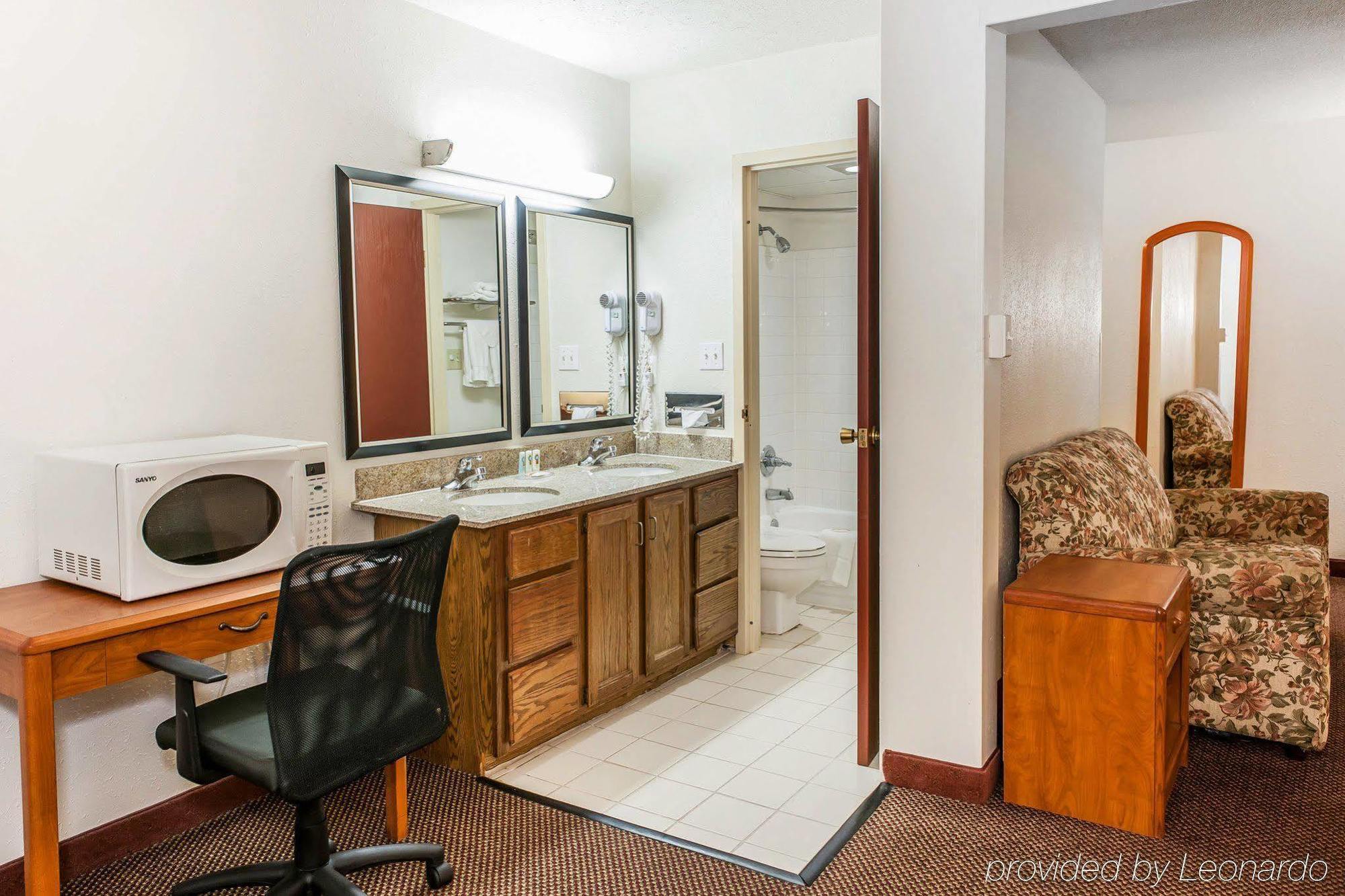 Quality Inn South Indianapolis Eksteriør billede